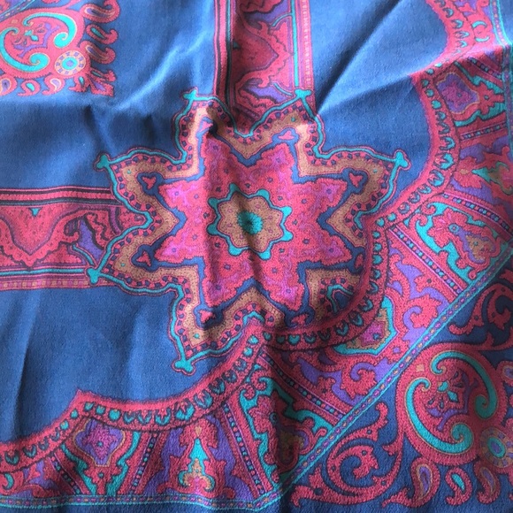 Vintage Liz Claiborne Silk Navy and Red Paisley Scarf - Picture 4 of 6